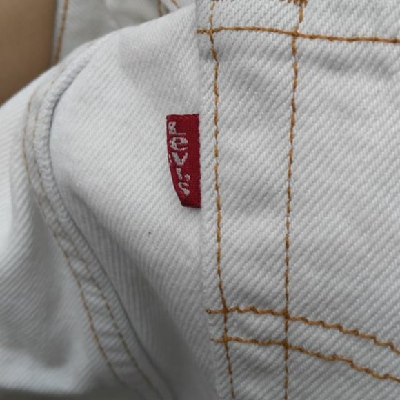 Levi's distressed shorts - Picture 5 of 6